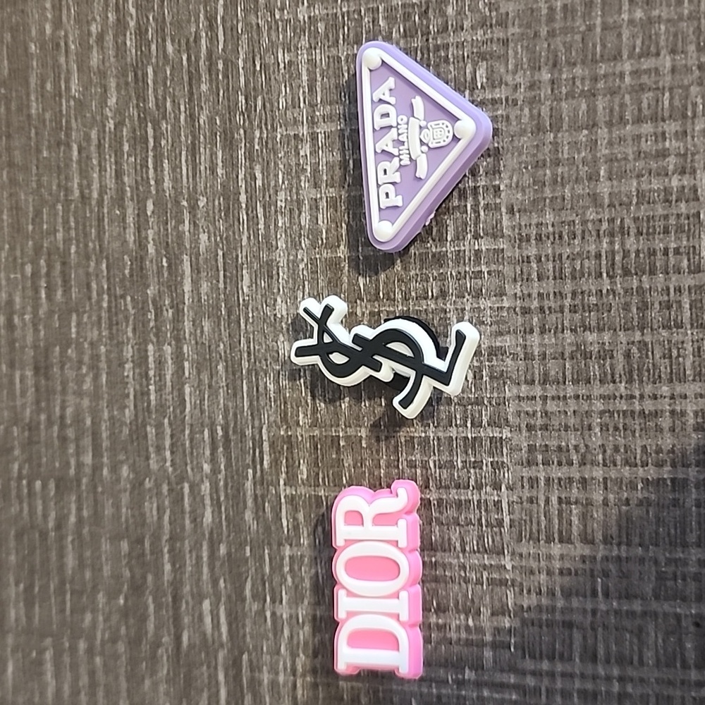 Crock Pins